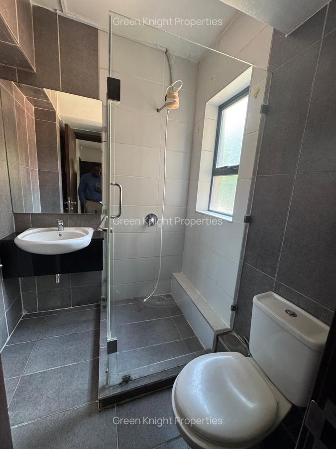 Serviced 3 Bed Apartment with En Suite in Kileleshwa - 7