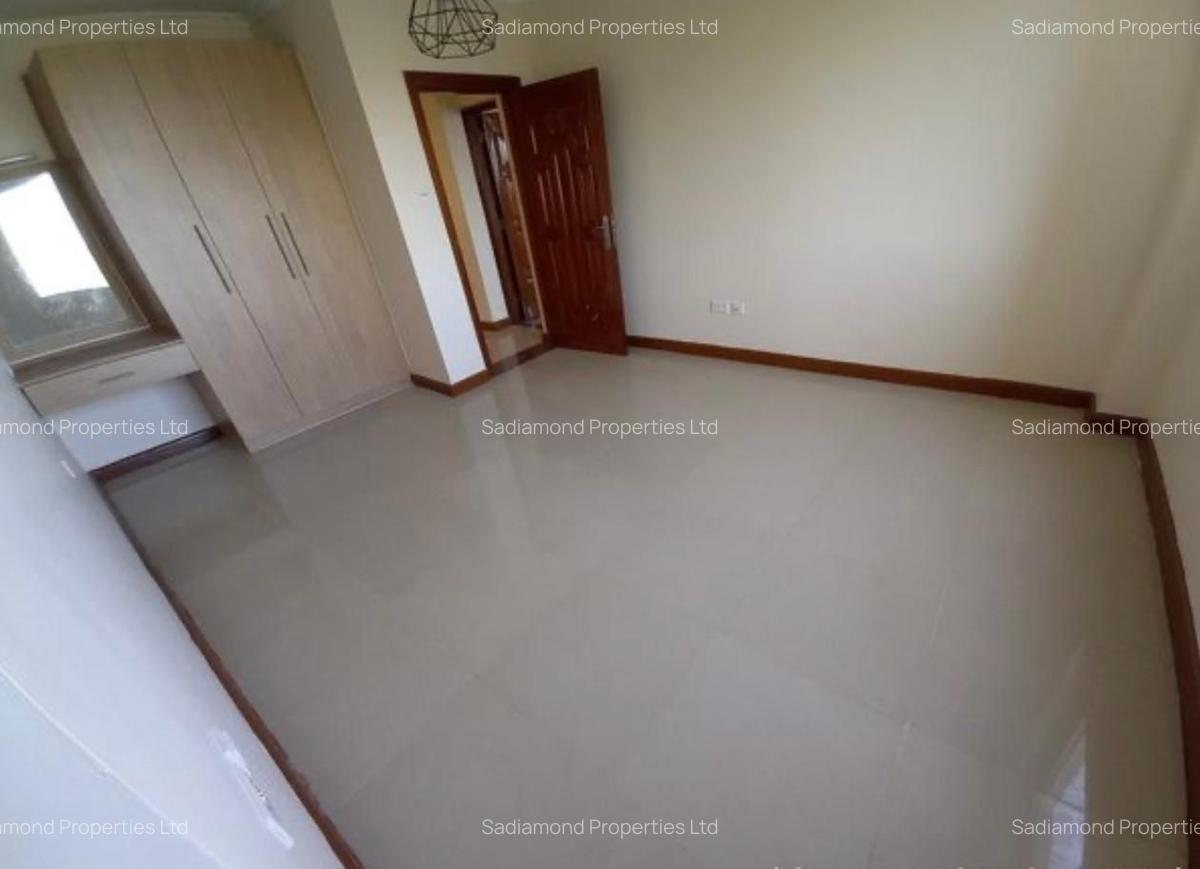 3 Bed Apartment with En Suite in Westlands Area - 5