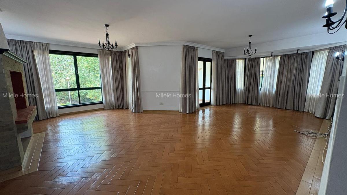 4 Bed Townhouse with En Suite at Grevillea Groove - 3