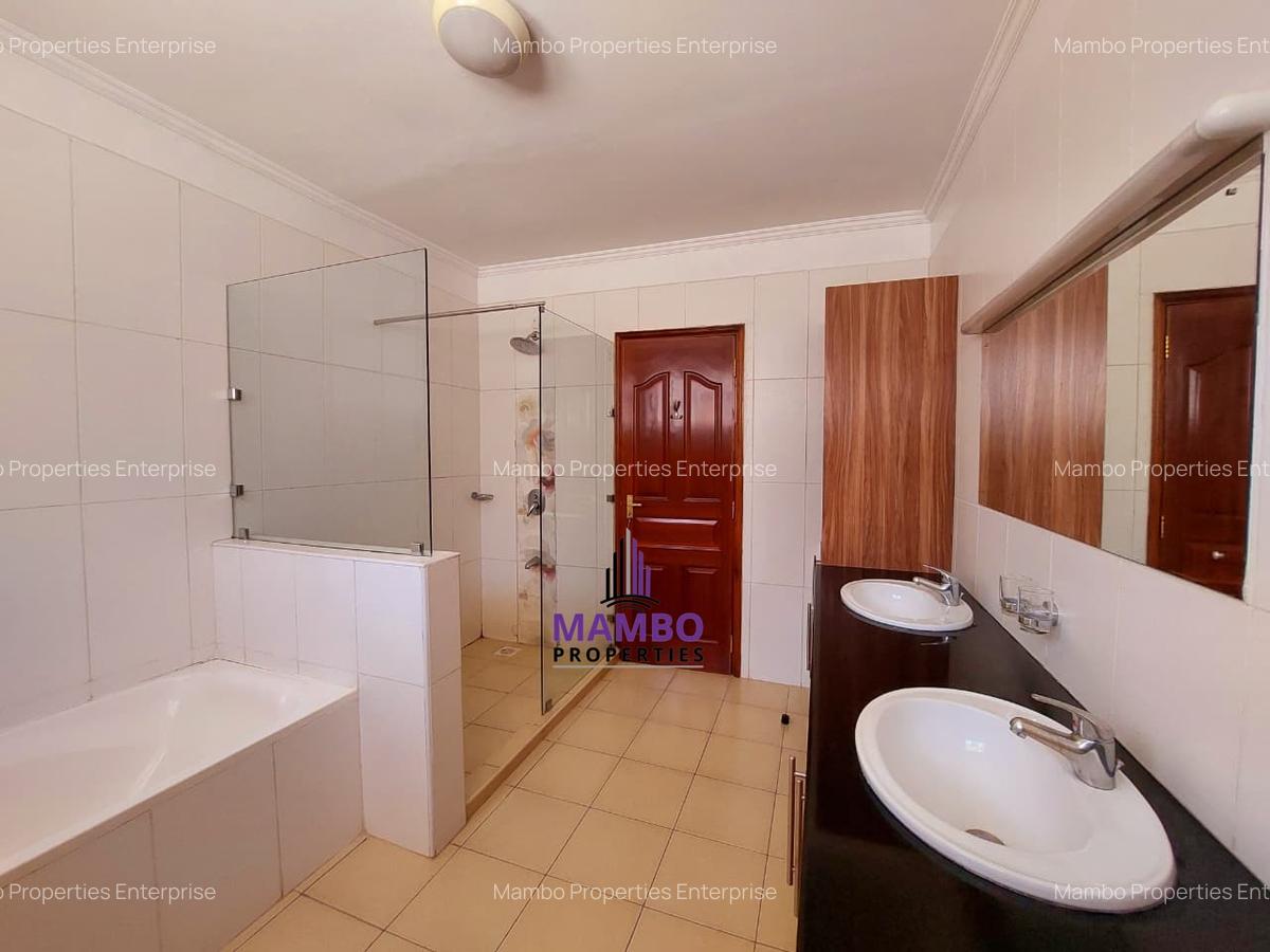 4 Bed Villa with En Suite at Kirawa Rd - 19