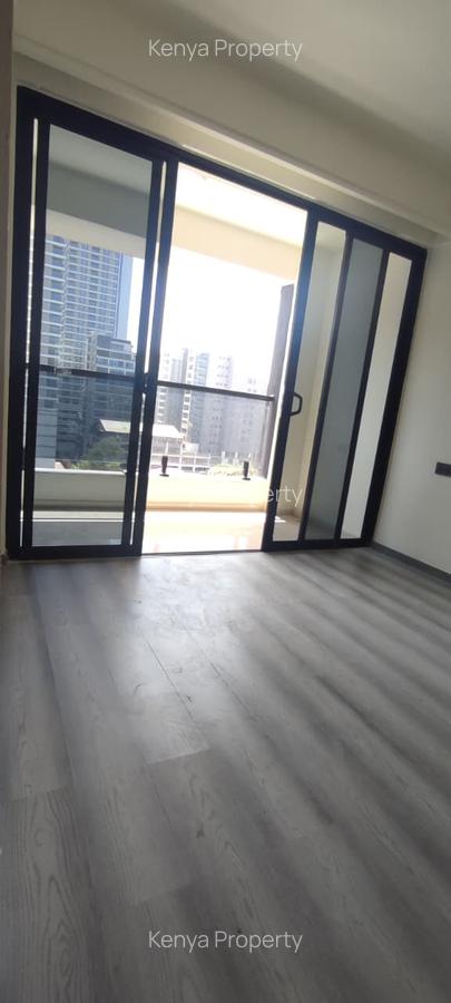 Serviced 2 Bed Apartment with En Suite at Westlands Road - 5