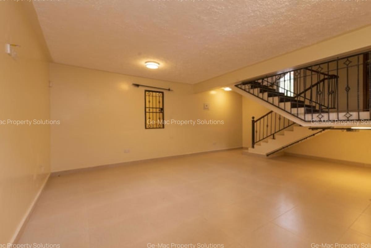 4 Bed Townhouse with En Suite in Runda - 19