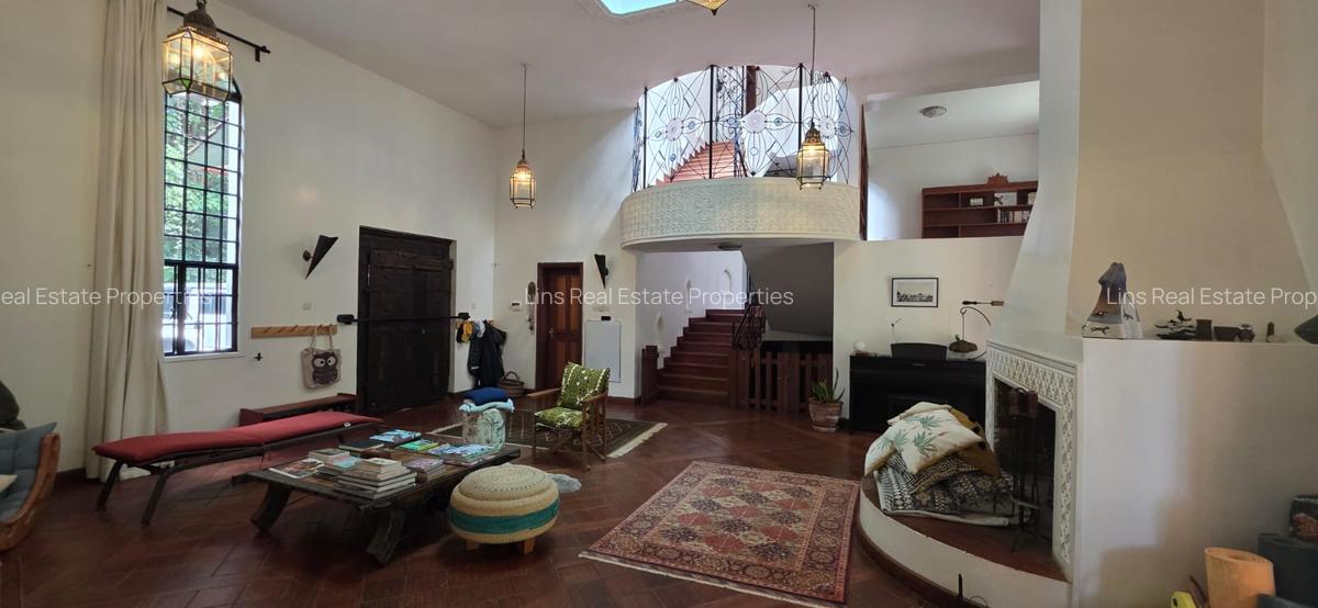 4 Bed House with En Suite in Kyuna - 12