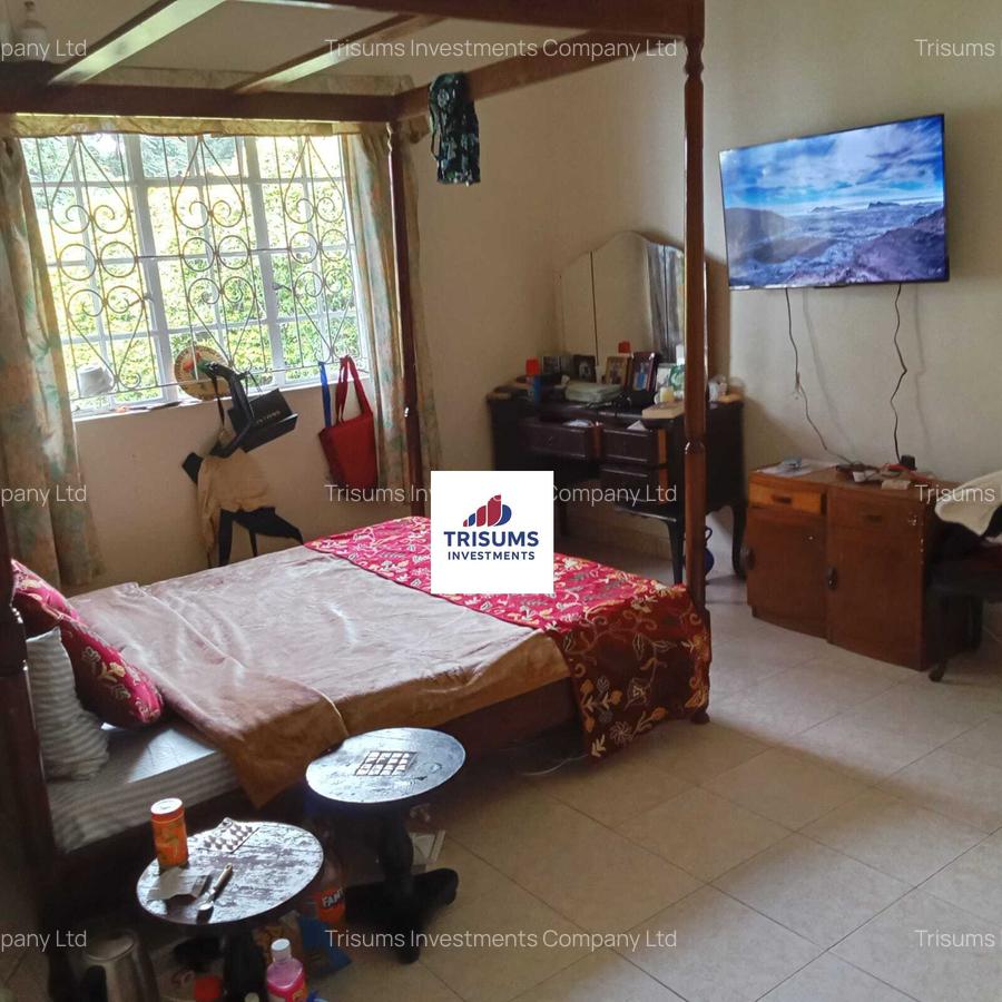 4 Bed House with En Suite in Loresho - 7
