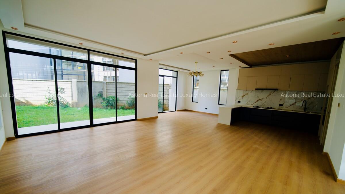5 Bed Villa with En Suite at 2026-386 5 Bed - 7