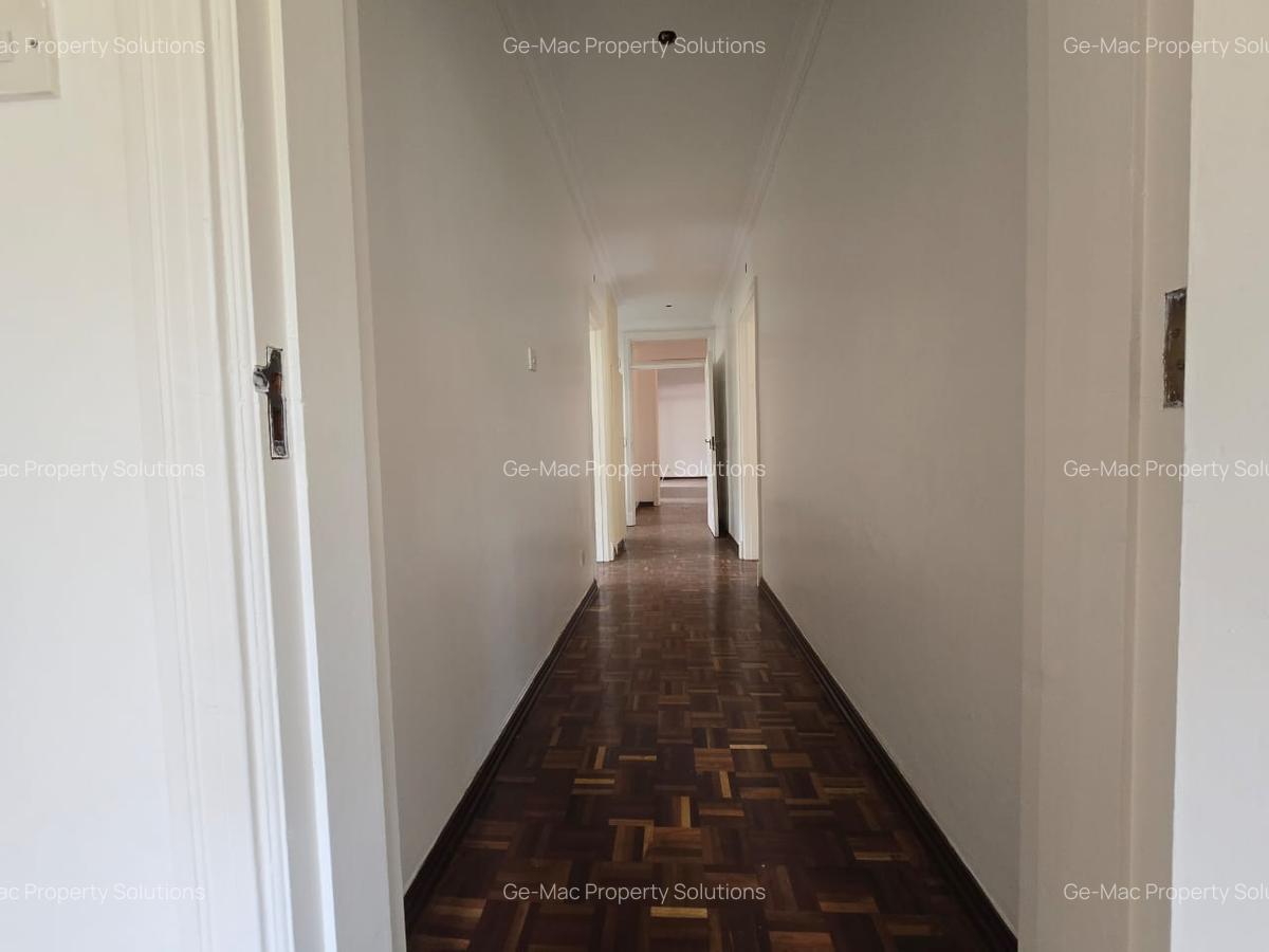 3 Bed Apartment with En Suite in Muthaiga - 10