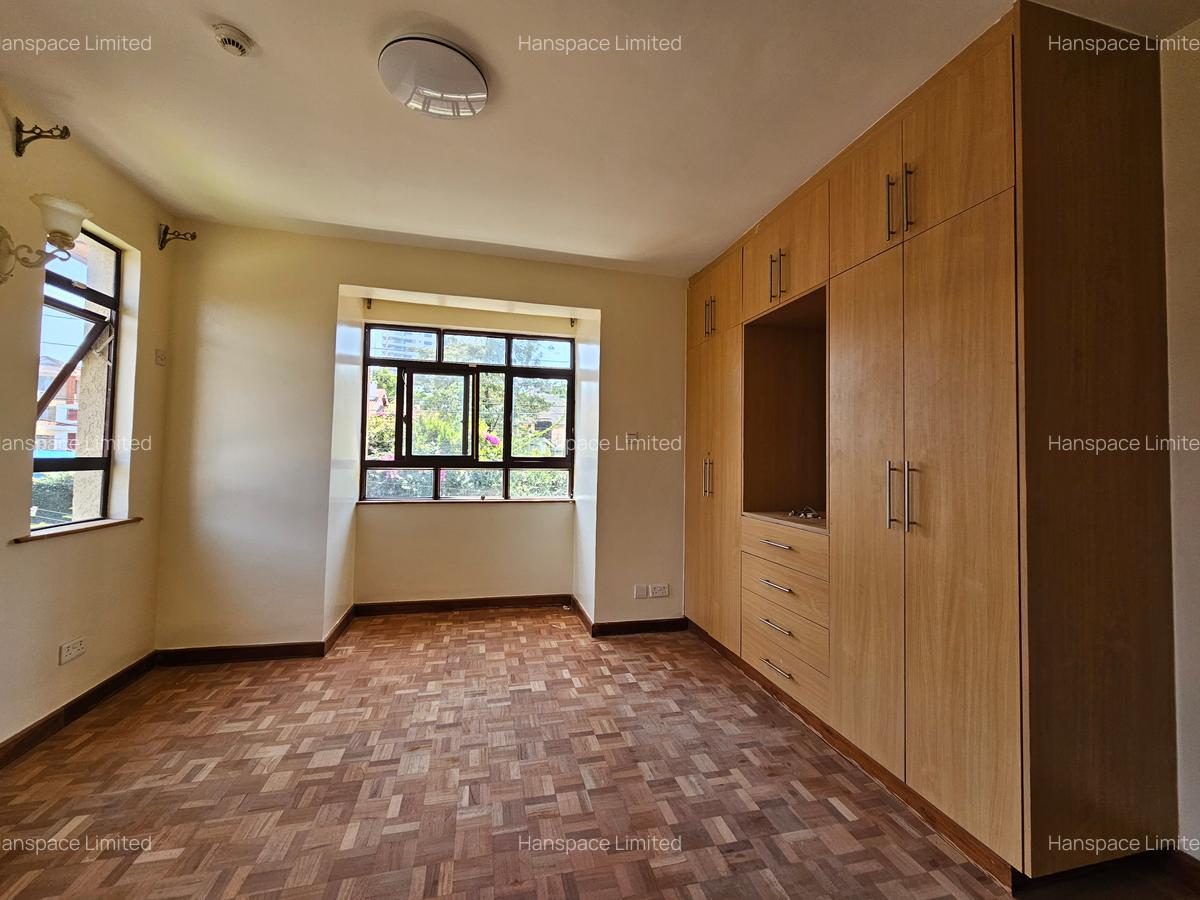 4 Bed Townhouse with En Suite in Kileleshwa - 9