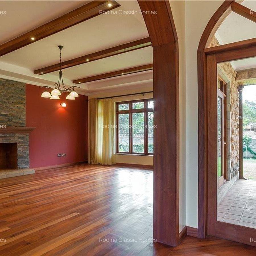 5 Bed Townhouse with En Suite in Karen - 2