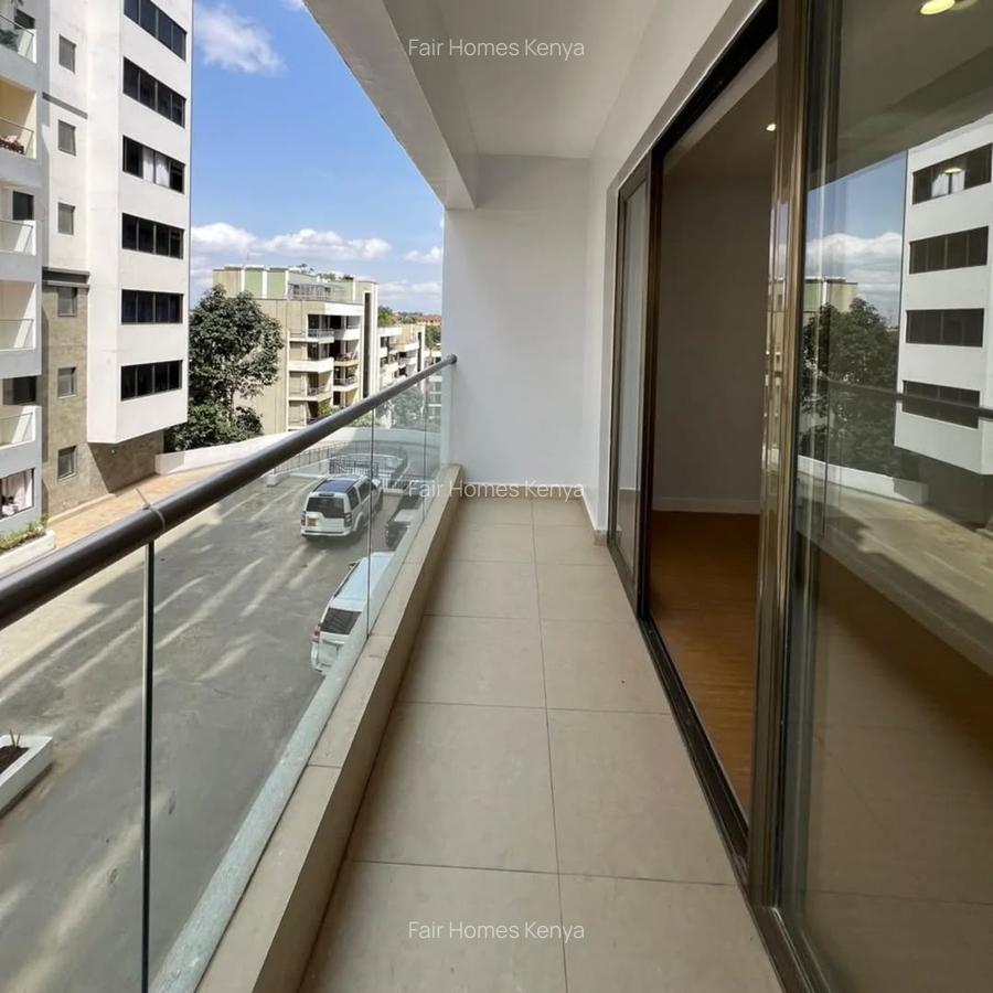 4 Bed Apartment with En Suite at Hatheru Road - 3