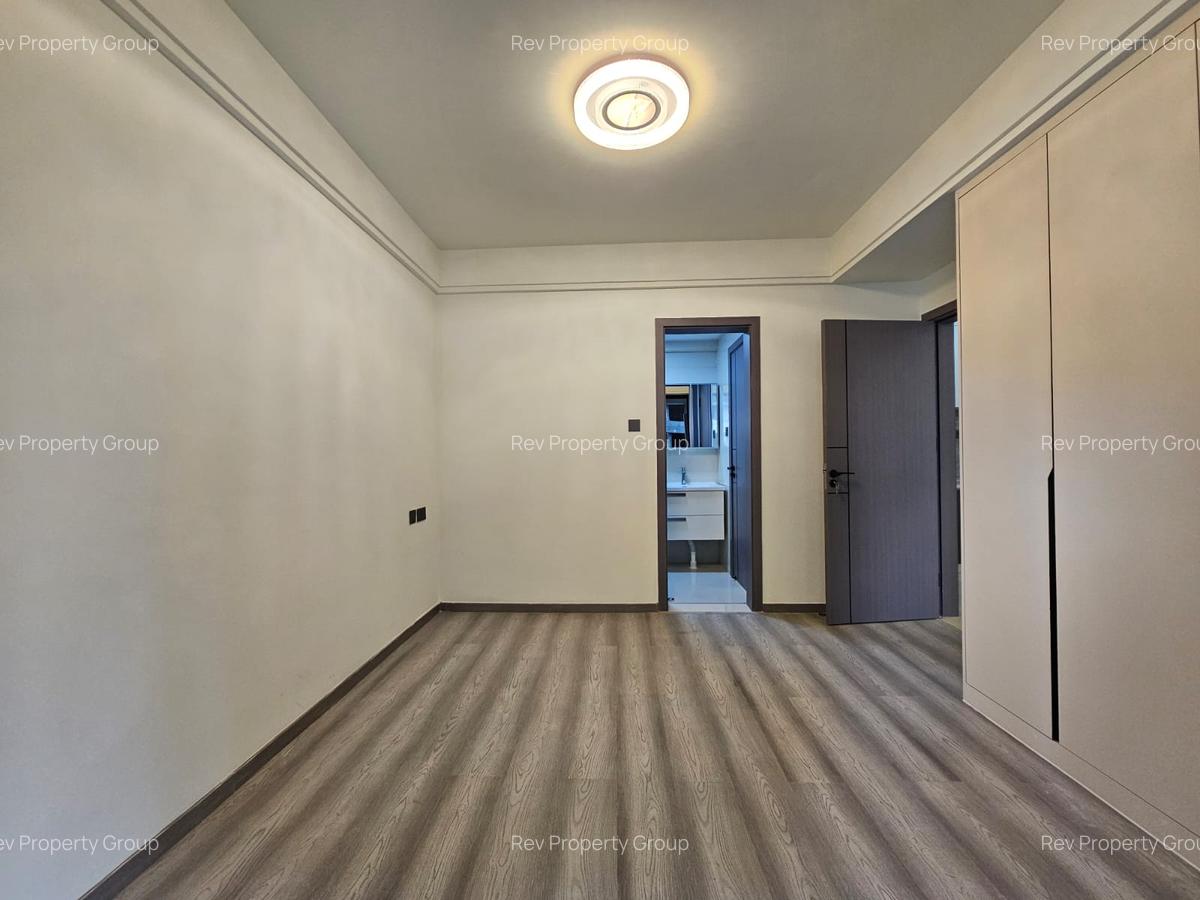 1 Bed Apartment with En Suite in Westlands Area - 4
