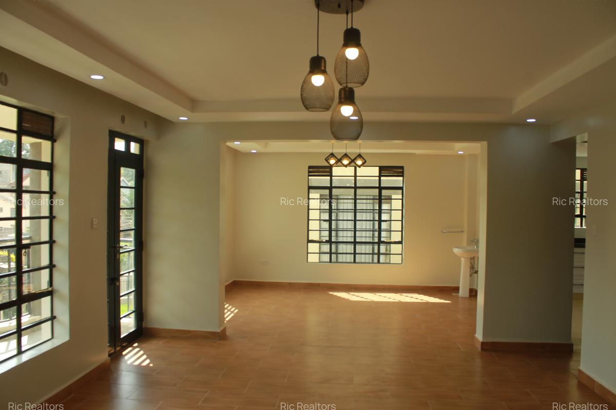 4 Bed Townhouse with En Suite at Banana - Kiambu - 8