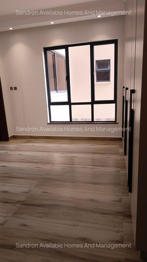 2 Bed Apartment with En Suite in Westlands Area - 10