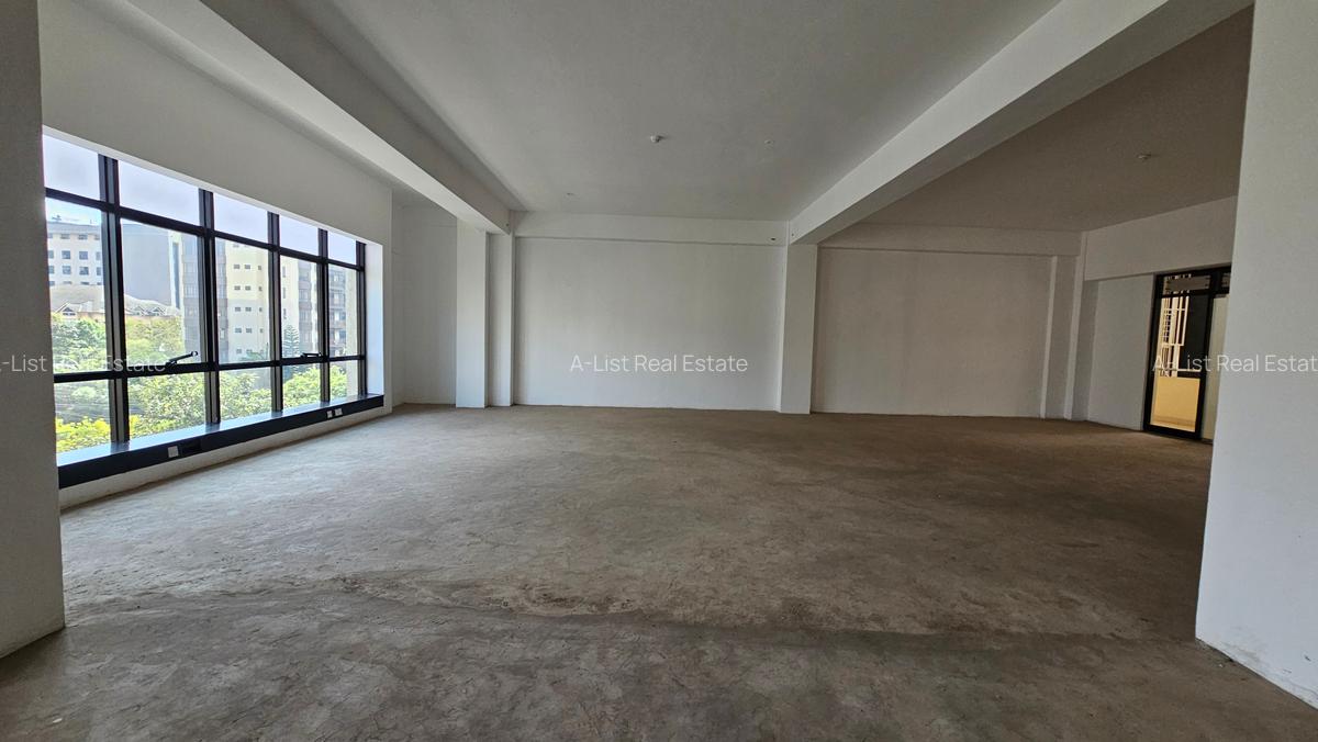 2,000 ft² Commercial Property with Service Charge Included at Chaka Road - 9