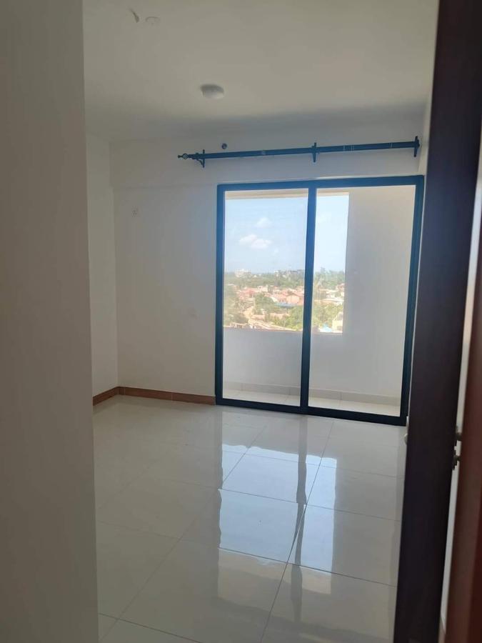 3 Bed Apartment with En Suite at Cement Road - 6