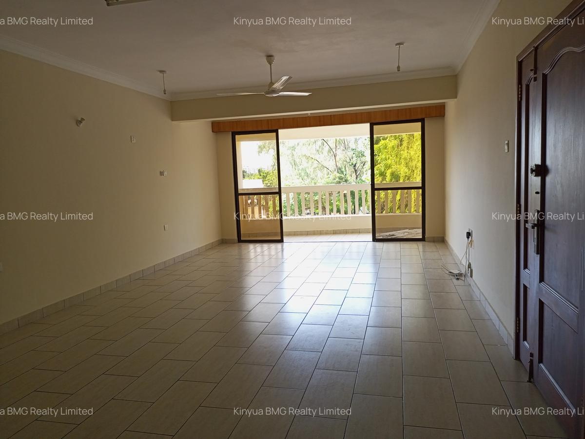 3 Bed Apartment with En Suite in Nyali Area - 1