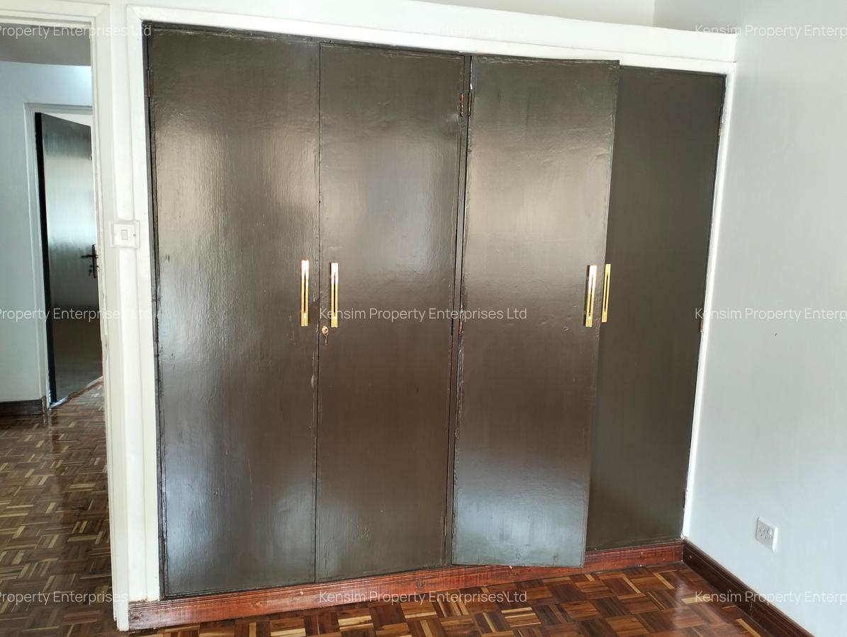 4 Bed Townhouse with En Suite in Lavington - 14