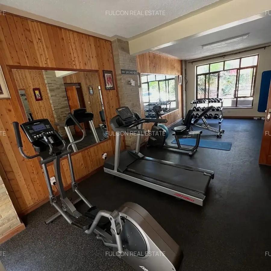 3 Bed Apartment with En Suite in Lavington - 13