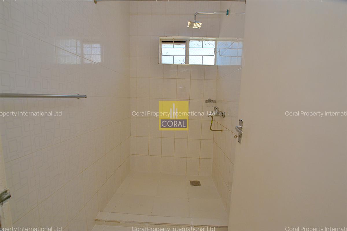 4 Bed Townhouse in Westlands Area - 13