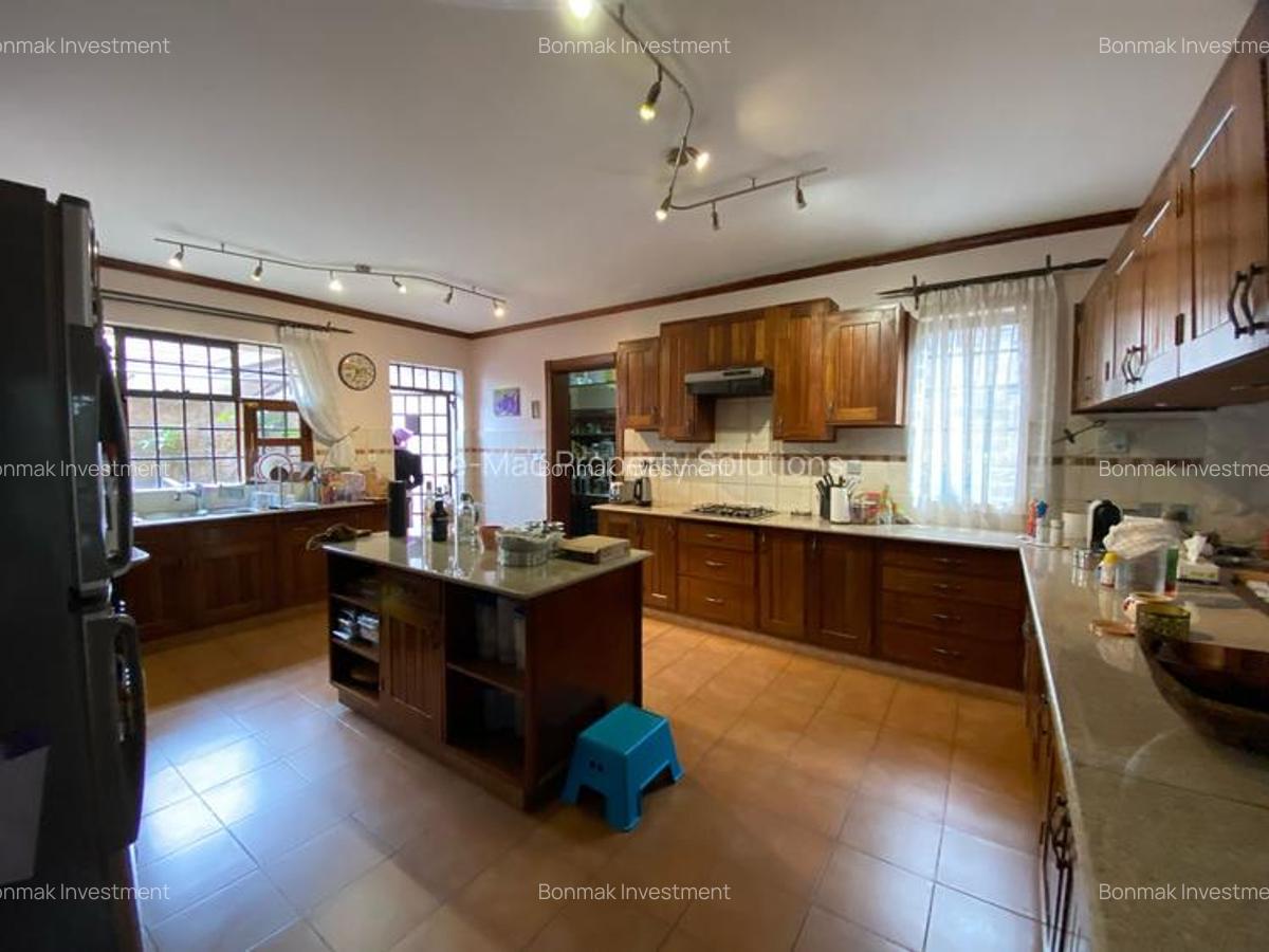 5 Bed Townhouse with En Suite at Peponi - 8