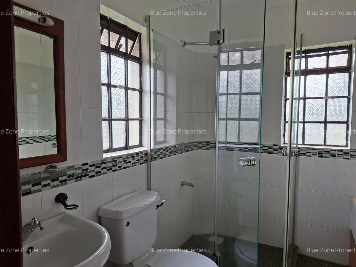 5 Bed Townhouse with En Suite at Off Ruaka Rd - 13