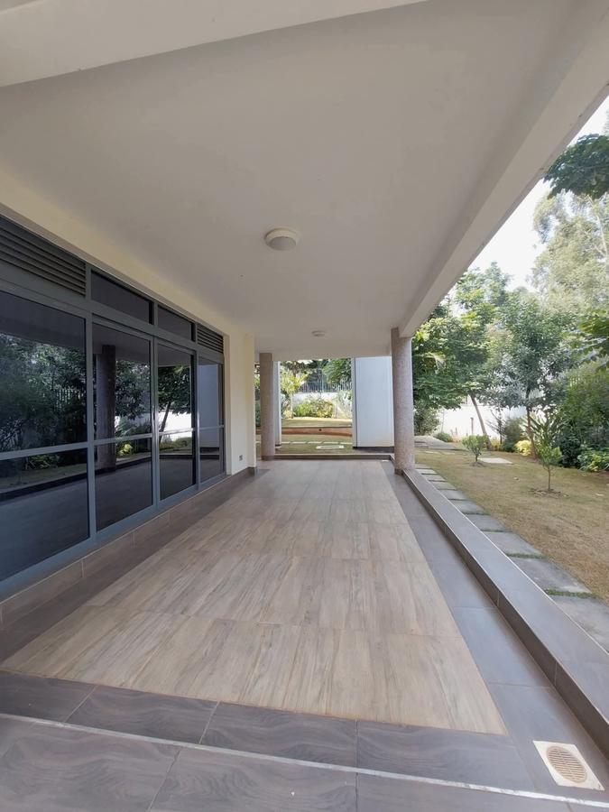 7 Bed Townhouse with En Suite in Nyari - 9