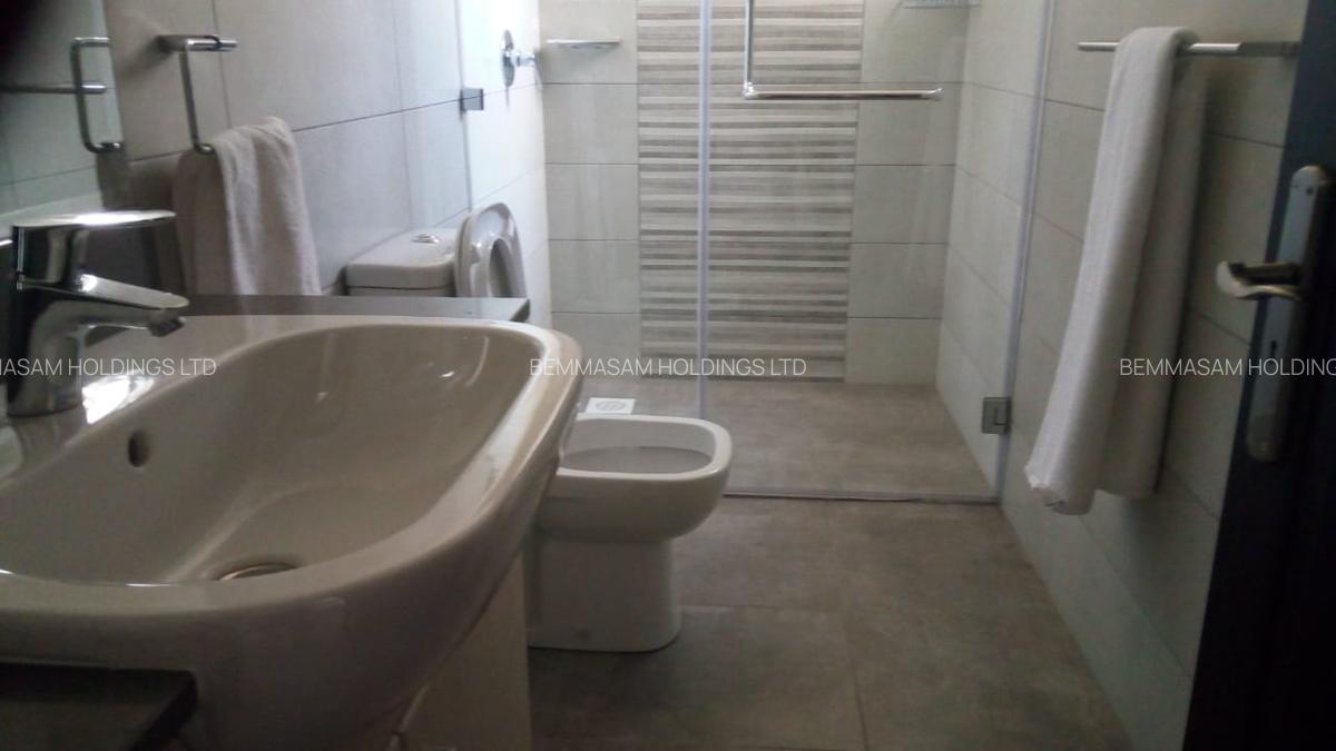 2 Bed Apartment with En Suite at Ojijo Road - 10