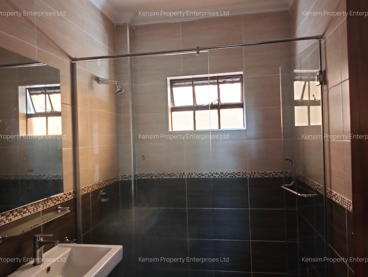 2 Bed Apartment with En Suite in Westlands Area - 13