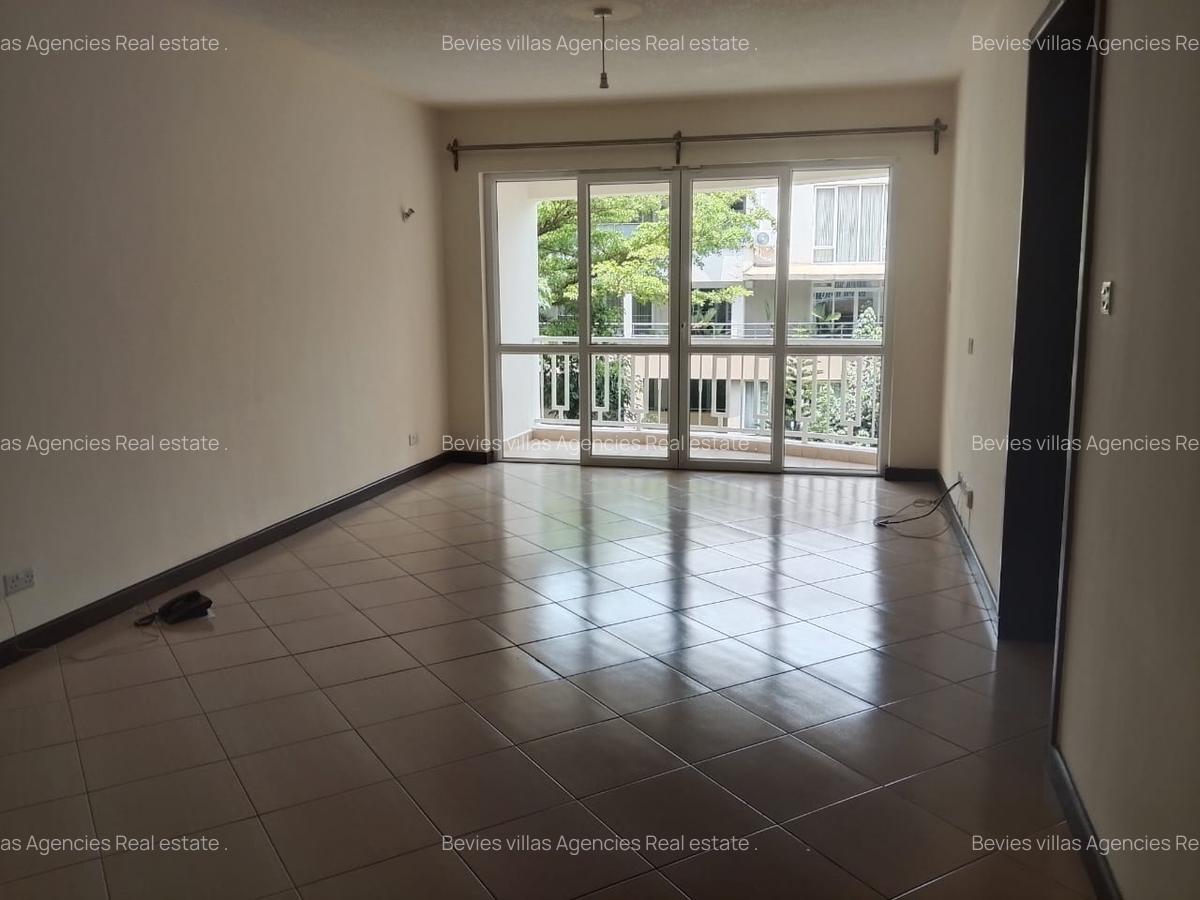 2 Bed Apartment with En Suite in Brookside - 1