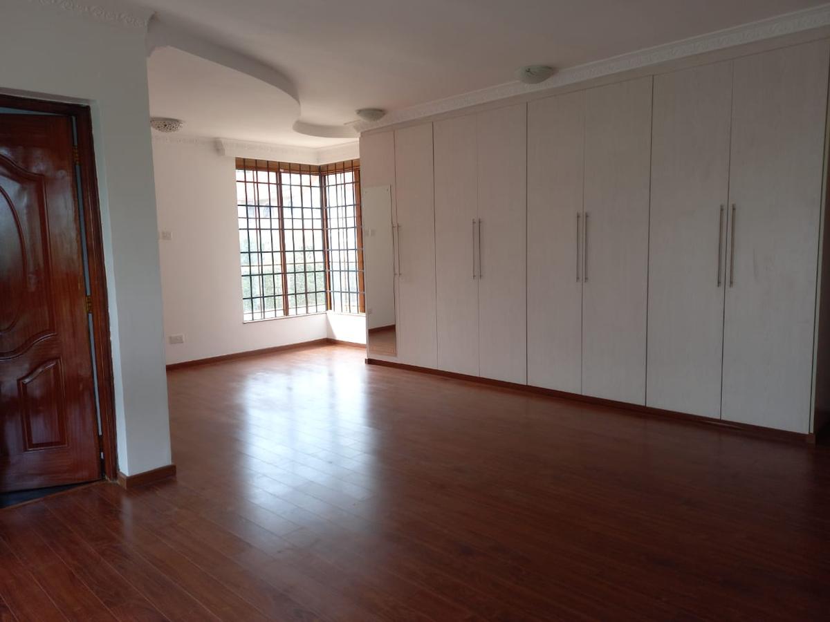 5 Bed Townhouse with En Suite in Runda - 7