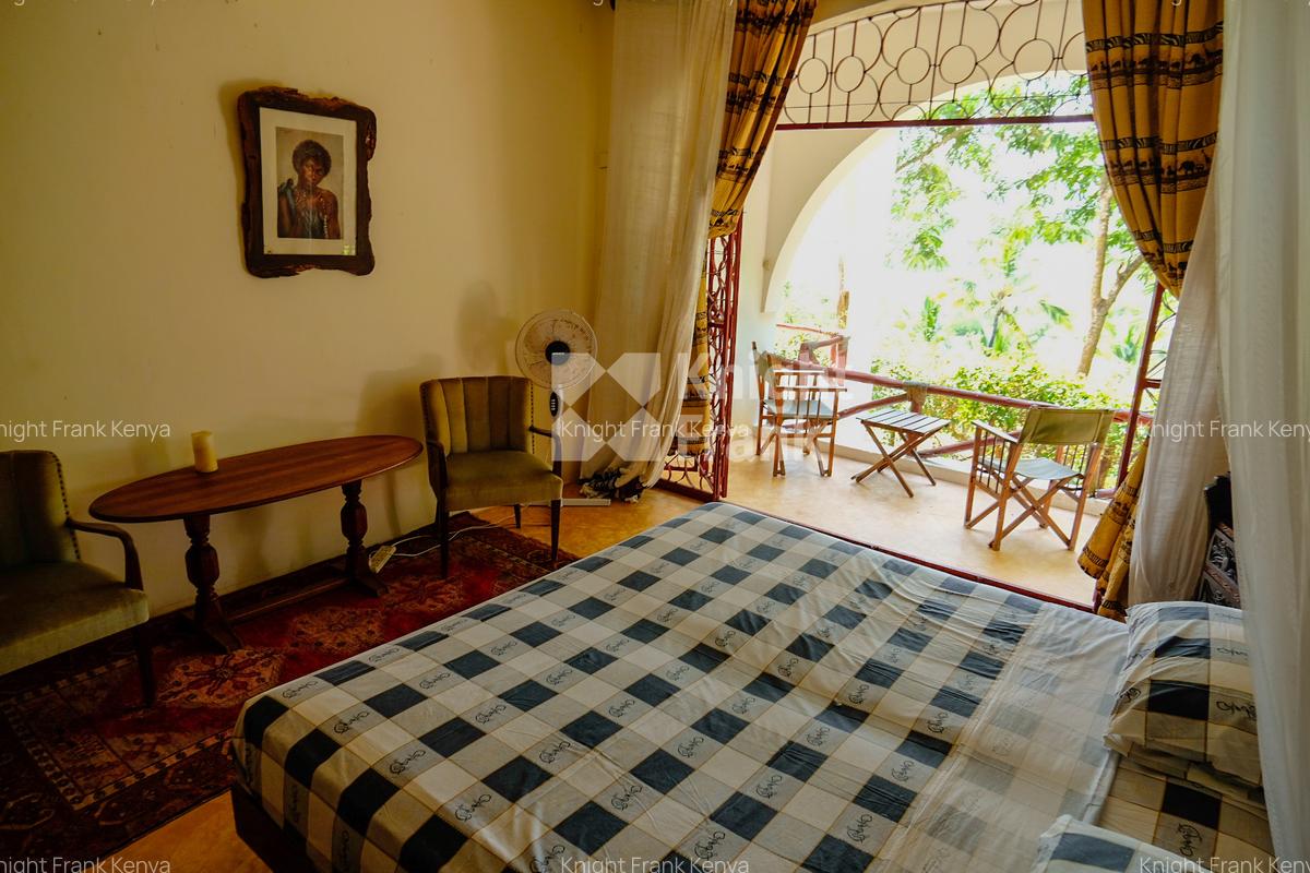 4 Bed Villa with Swimming Pool at Mtwapa Creek - 7