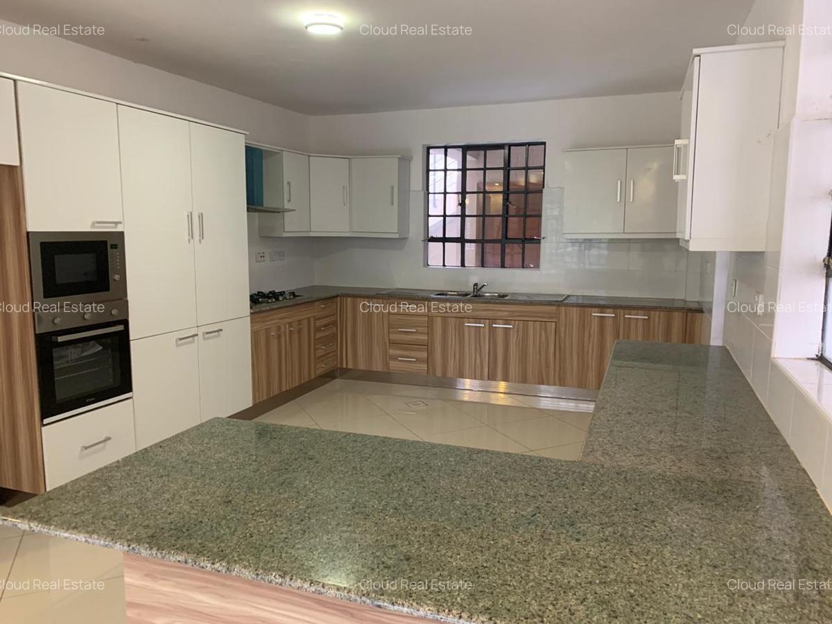 5 Bed House with En Suite in Kitisuru - 3