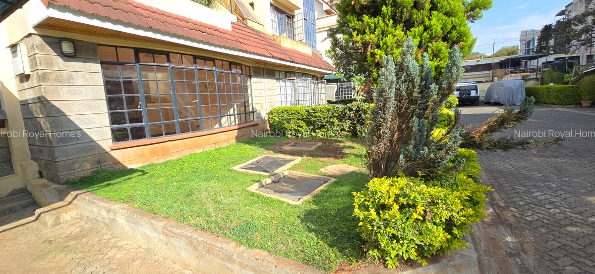 5 Bed Townhouse with En Suite at Kaputei Garden - 5