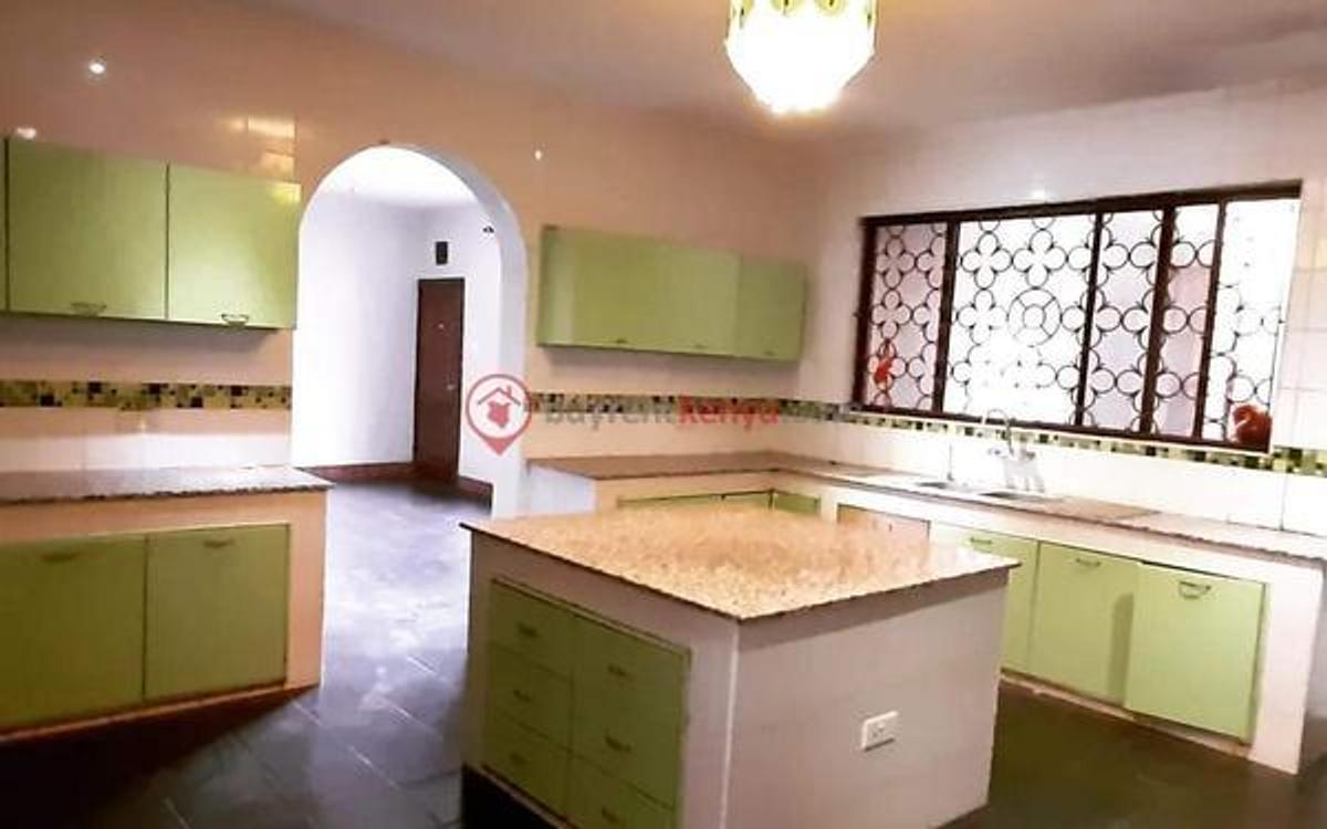 10 Bed Villa with En Suite at Karen - 5