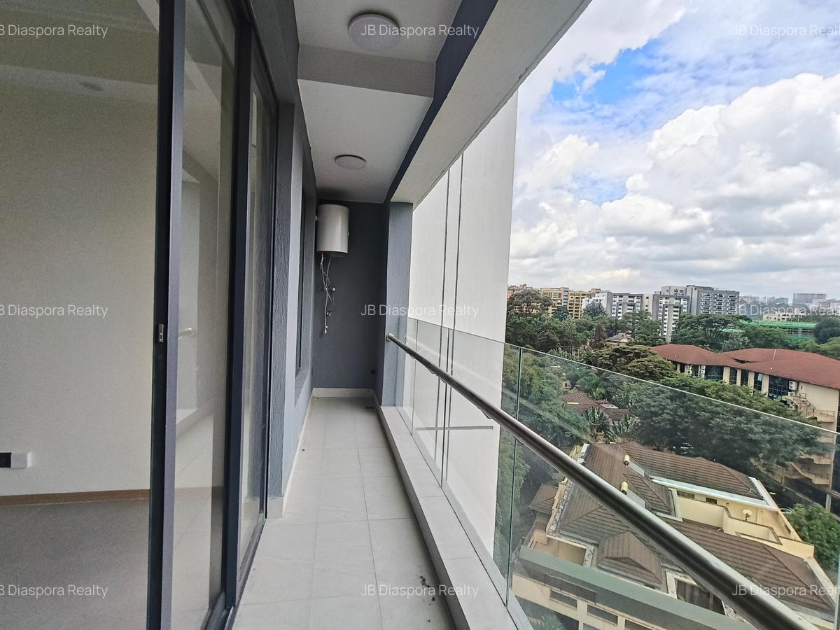1 Bed Apartment with En Suite at Riverside Drive - 7