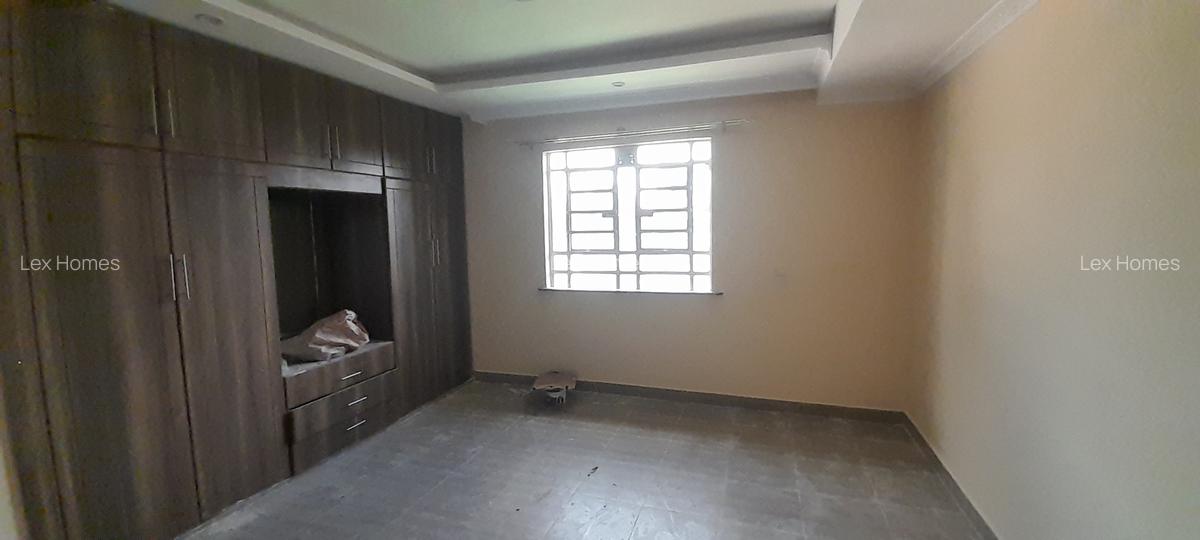 3 Bed House with En Suite at Rimpa - 11