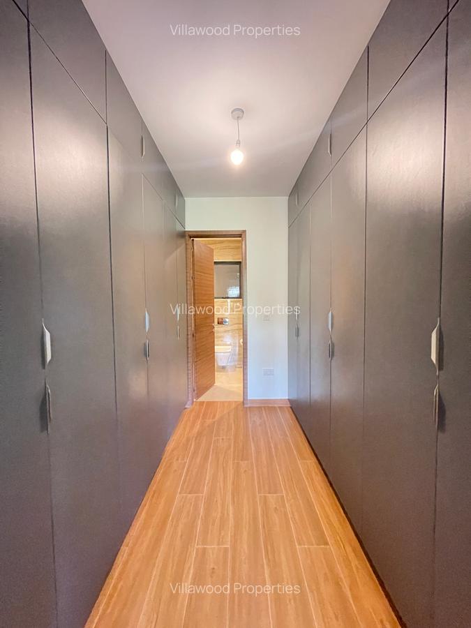 3 Bed Apartment with En Suite in Riverside - 9