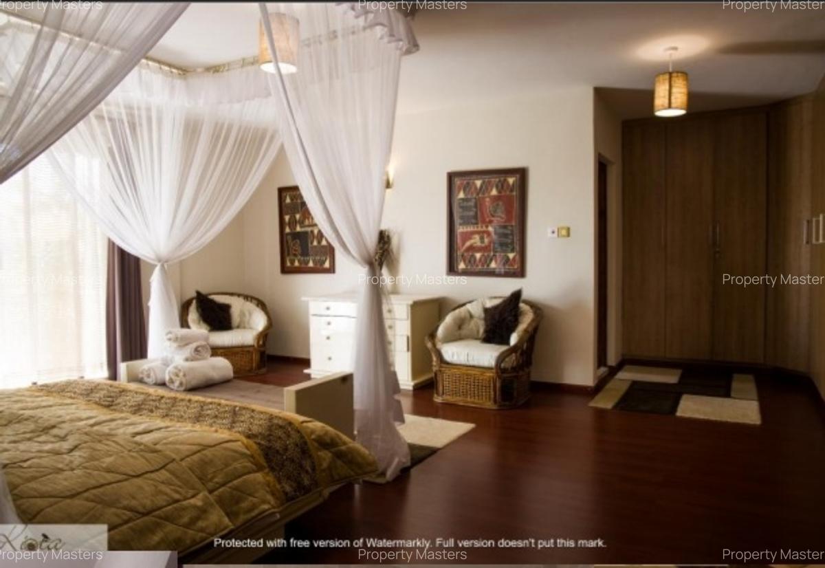 Serviced 3 Bed Apartment with En Suite at Mugoiri Road - 8