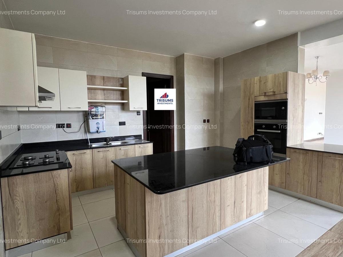 4 Bed Apartment with En Suite in Westlands Area - 4