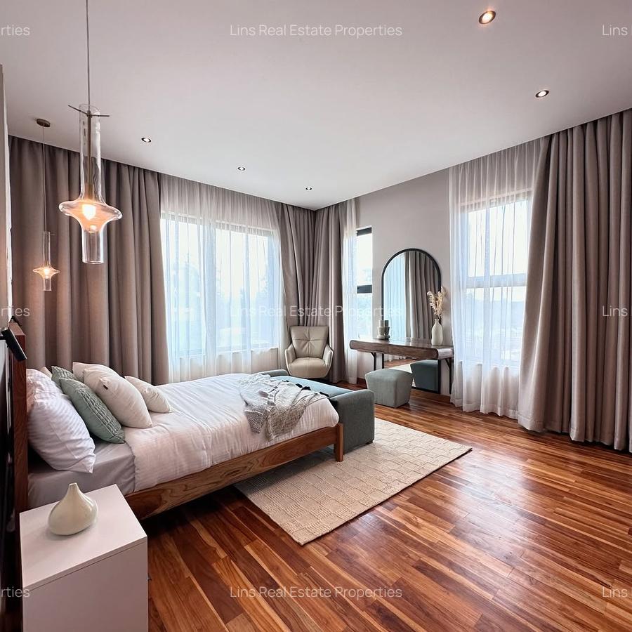 4 Bed Townhouse with En Suite in Loresho - 18