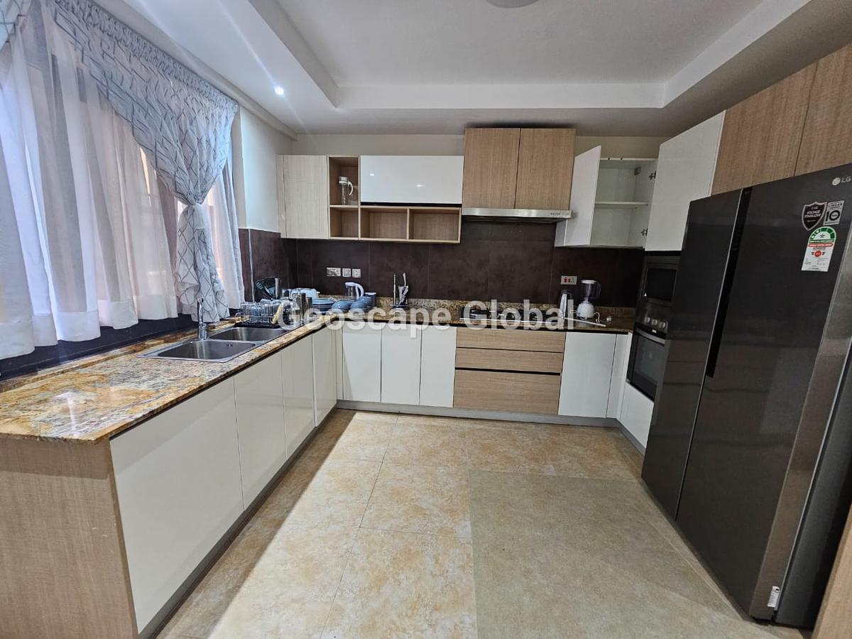 Furnished 4 Bed Apartment with En Suite in Riverside - 6