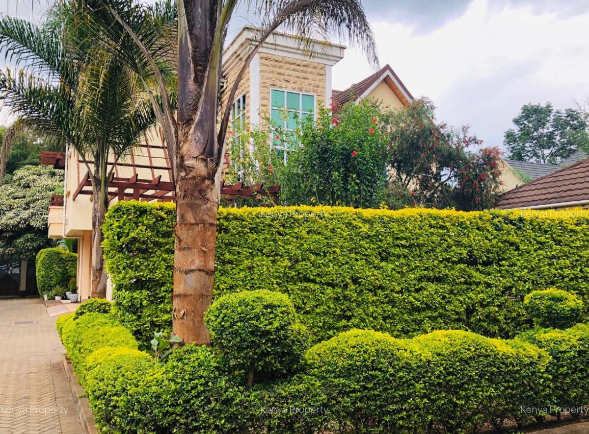 5 Bed Villa with En Suite at Oawshwika Road - 4