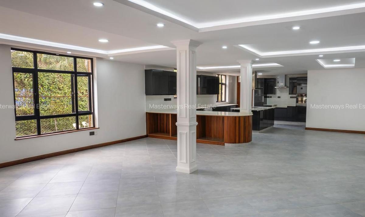 5 Bed Villa with En Suite at Kyuna - 12