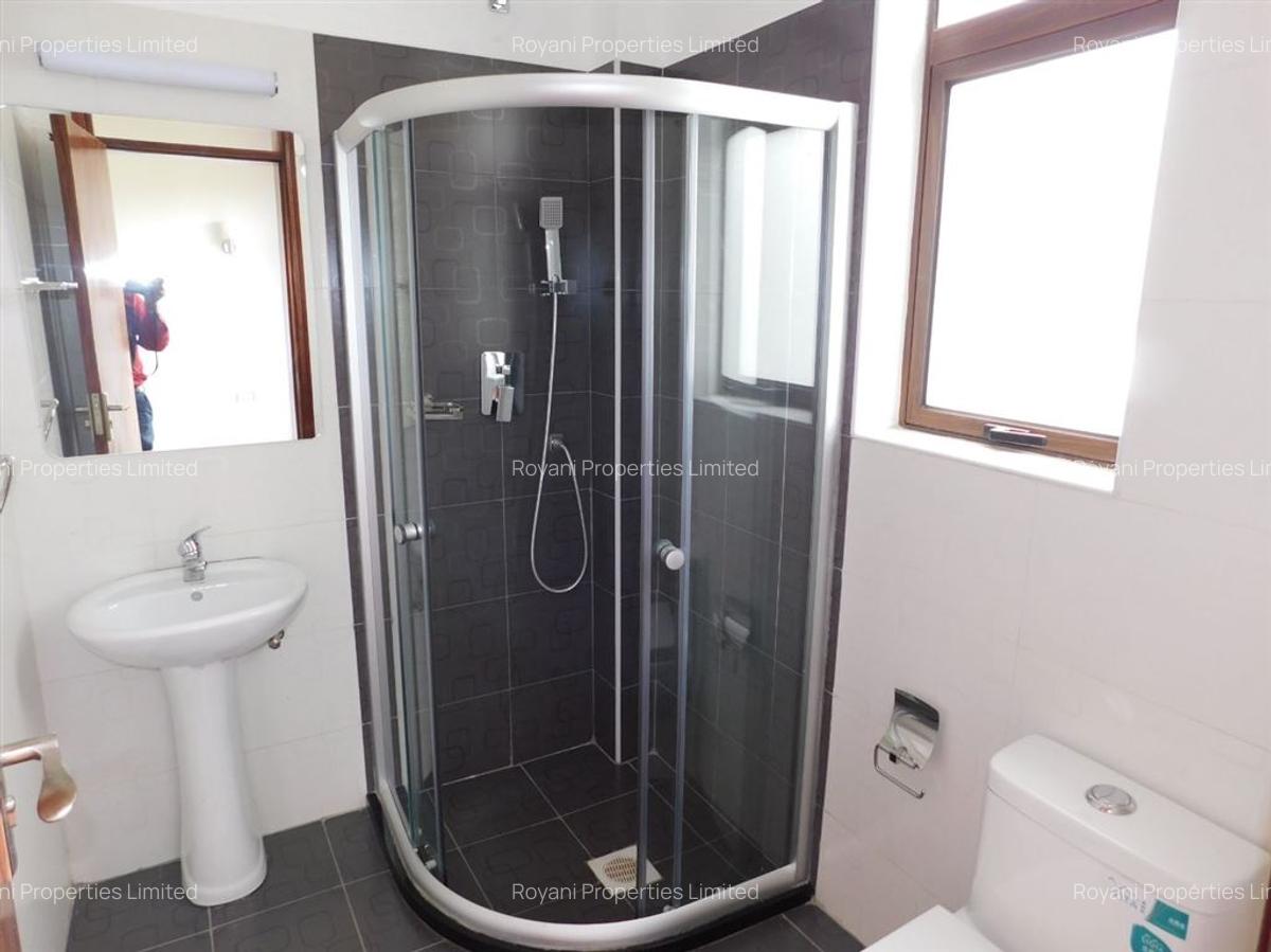 4 Bed House with En Suite at Opposite Sabis School And Next To Elmasian Resort - 6