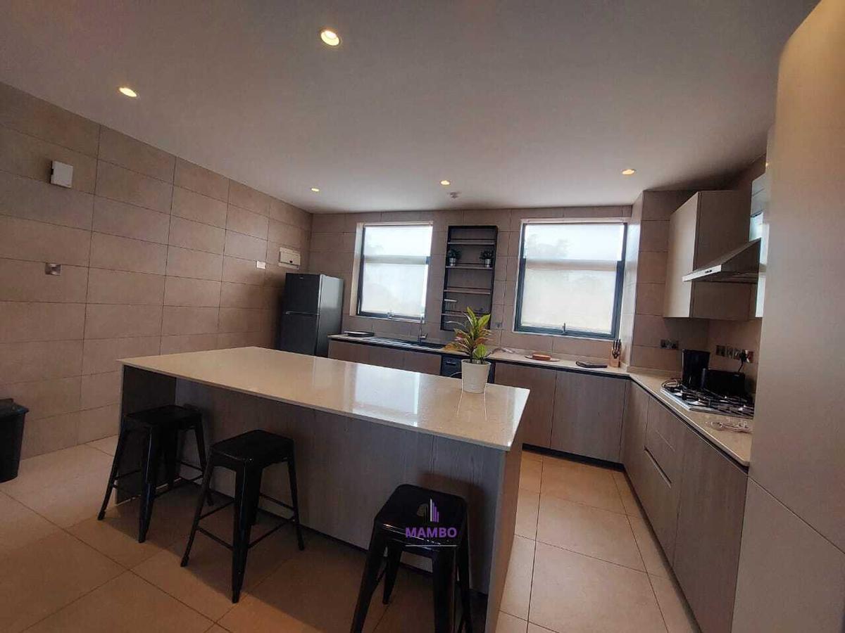 Furnished 2 Bed Apartment with En Suite at Isk Back Rd - 4