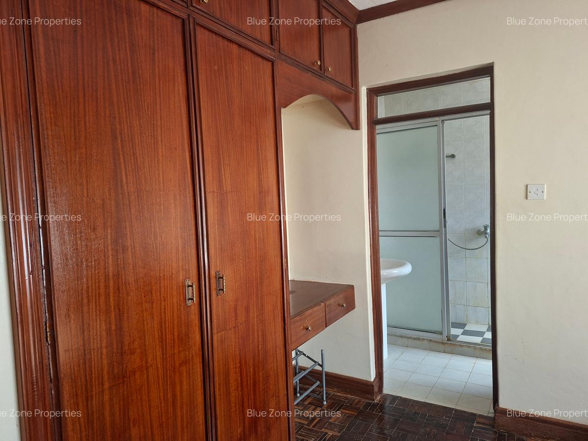 4 Bed House with En Suite at Off Runda Grove - 11