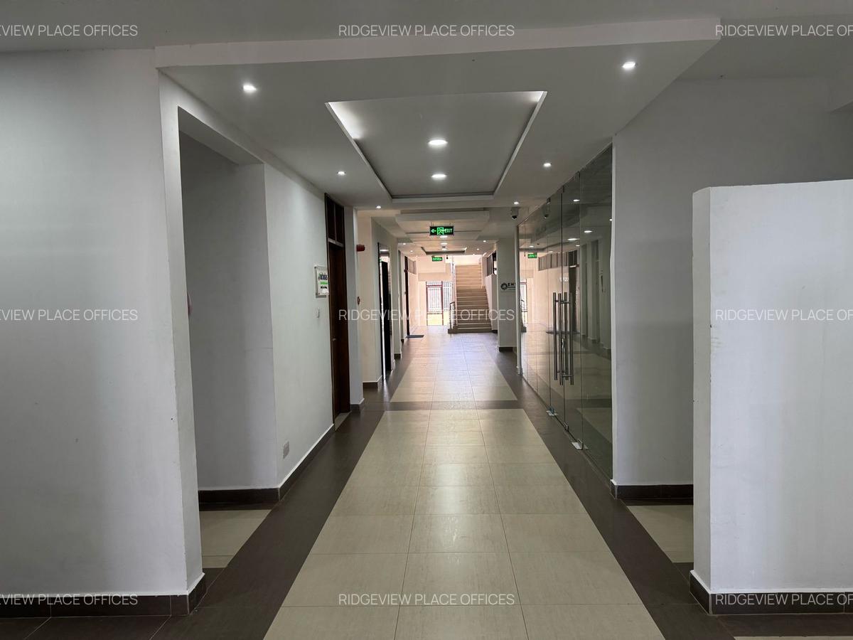 775 ft² Office with Service Charge Included at Ridgeways Road - 2