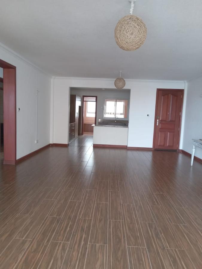 3 Bed Apartment with En Suite at Riverside Drive - 1