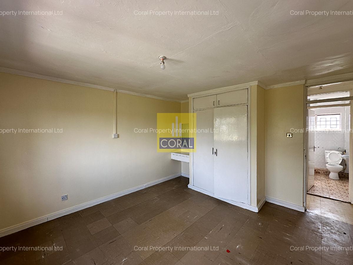 4 Bed House in Langata - 11