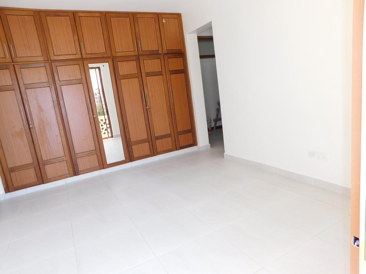 3 Bed Apartment with En Suite in Nyali Area - 8