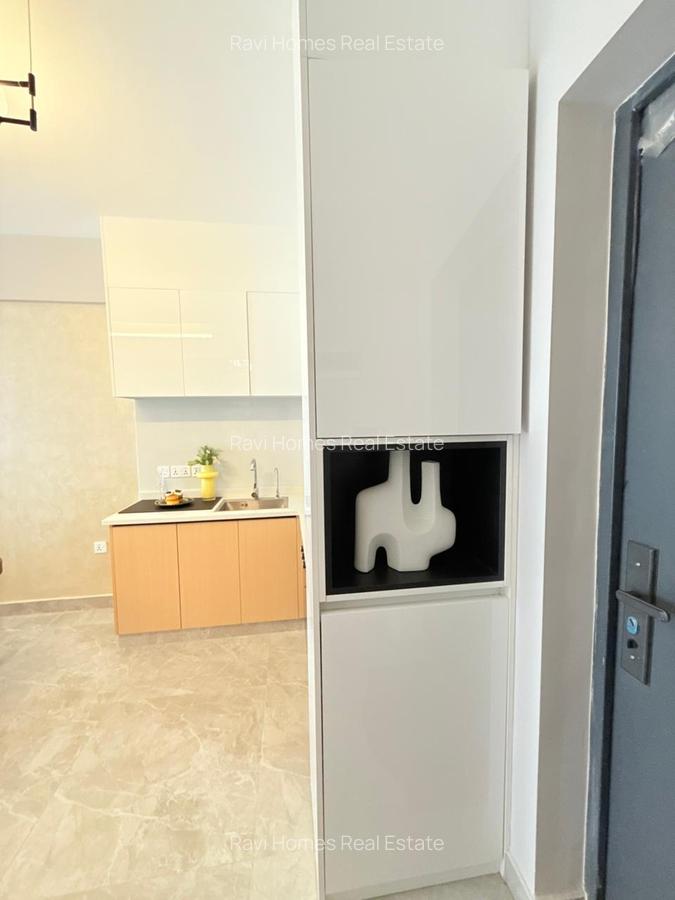 3 Bed Apartment with En Suite in Lavington - 10